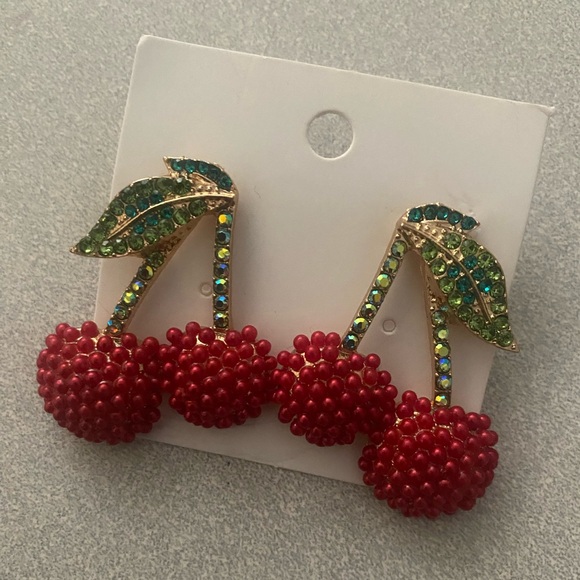 Jewelry - Elegant Red Cherry Earrings